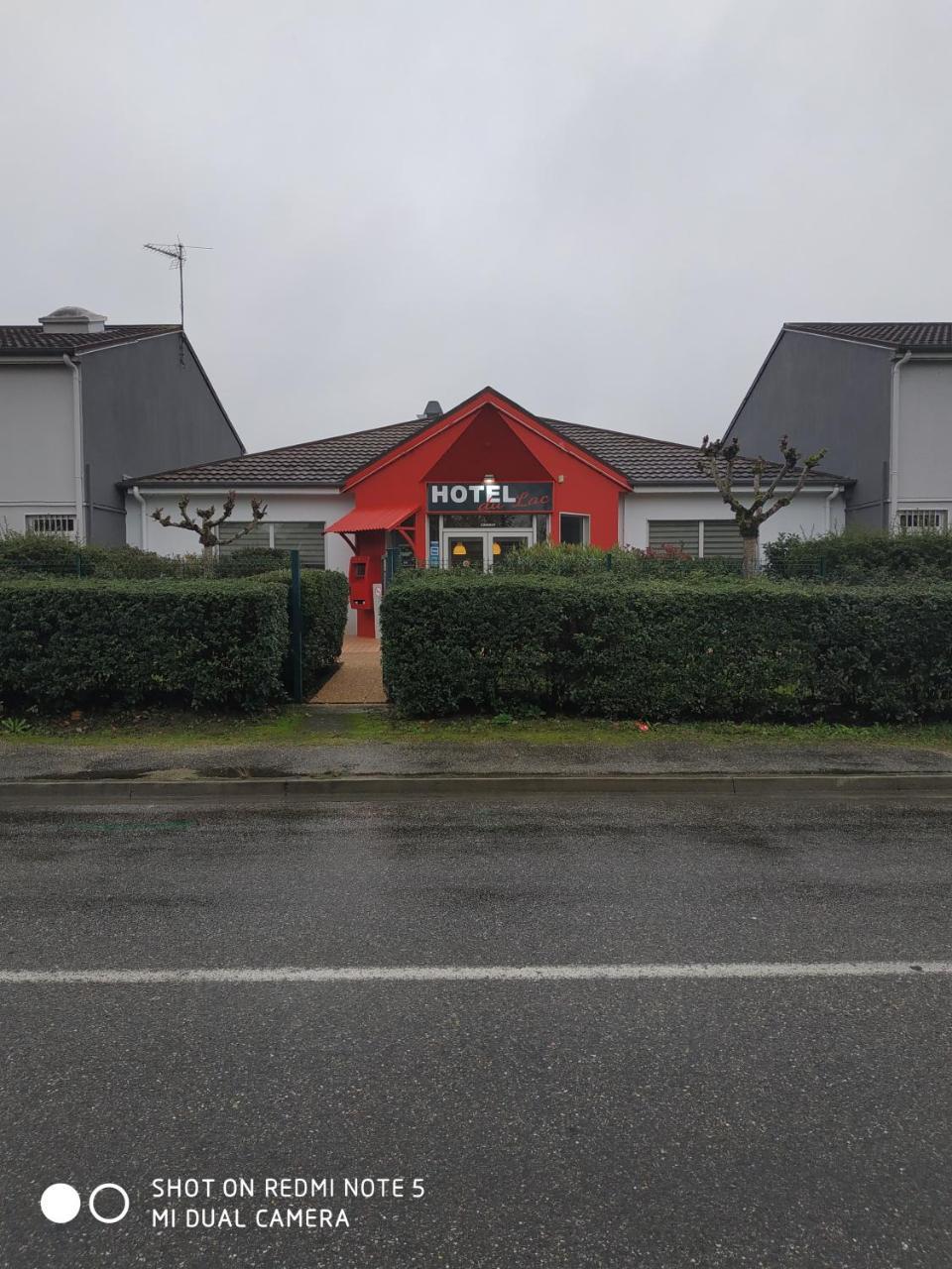 Hotel - Restaurant Du Lac - Agen بُ المظهر الخارجي الصورة